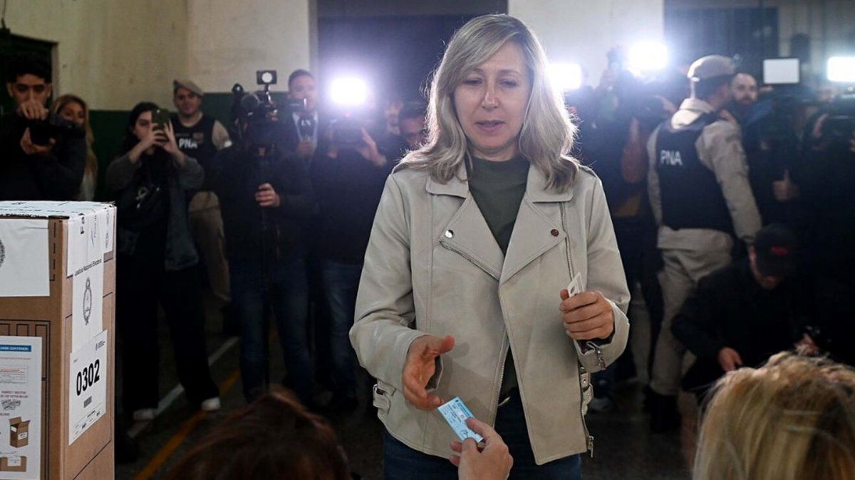 Myriam Bregman fue la primera de los cinco candidatos presidenciales en ...