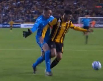 La Conmebol dio a conocer los audios del VAR en el penal contra River