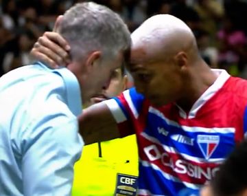 El alocado festejo de Deyverson con Martín Palermo que se hizo viral en Brasil