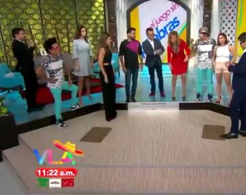 A una conductora mexicana se le escapó una flatulencia en vivo