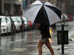 Tormentas, calor y alerta por vientos en la noche: así estará el tiempo este martes en el AMBA