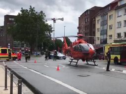Pánico en Hamburgo por un atacante con un cuchillo en un supermercado Pánico en Hamburgo por un atacante con un cuchillo en un supermercado