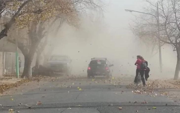 Rige este sábado un alerta por vientos fuertes en tres provincias