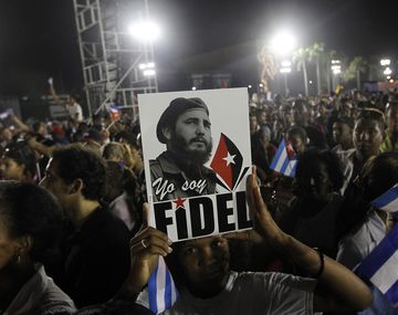 Último adiós a Fidel: inhumaron sus restos