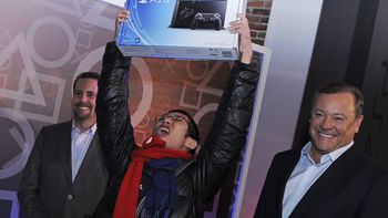 asi se presento oficialmente la nueva consola play station 4 asi se presento oficialmente la nueva consola play station 4