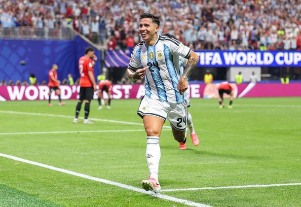 Enzo Fernández histórico: marcó el gol 3000 de los mundiales