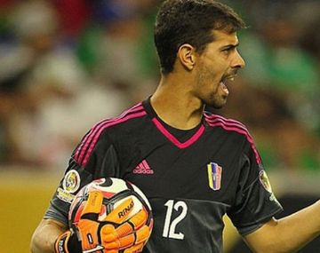 Insólito: atajó dos penales pero no pudo evitar la derrota