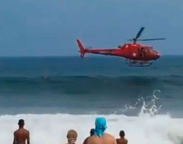 El insólito accidente de un helicóptero en Copacabana