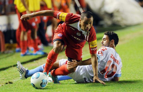 El sorprendente Argentinos buscará la punta frente a Arsenal