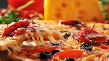 #semanadelamuzza: ¿cuantos kilos de pizza comemos al ano? #semanadelamuzza: ¿cuantos kilos de pizza comemos al ano?