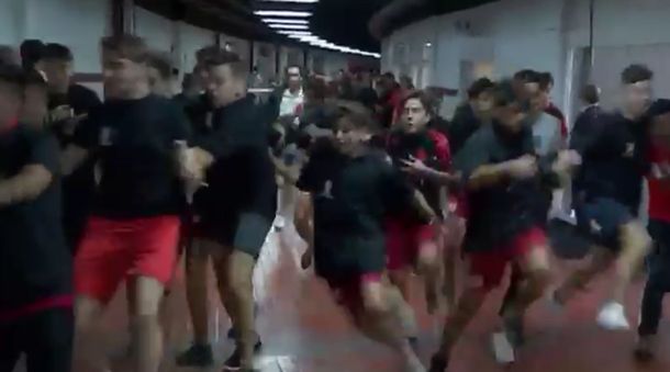 Incidentes adentro del Monumental: hasta Donofrio tuvo que correr para resguardarse