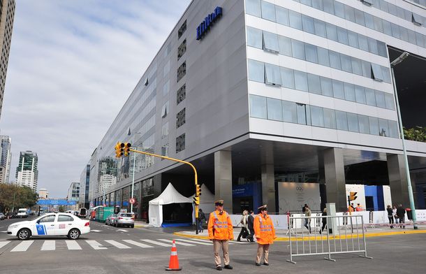 Puerto Madero se encuentra convulsionado por la reunión del COI