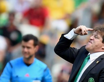 El técnico mexicano furioso con el arbitraje