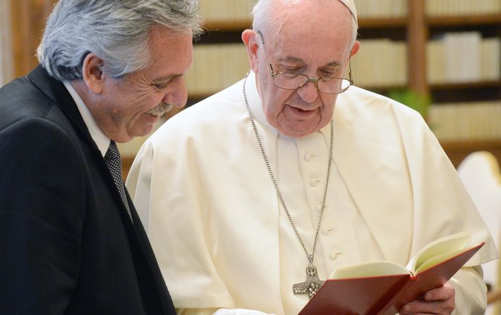 Alberto Fernández sobre el papa Francisco: Su vocación por la unidad y el diálogo es un faro