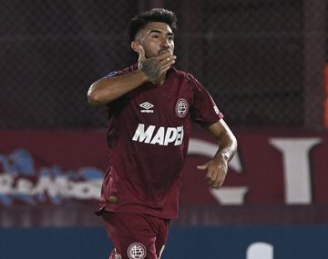 Lanús goleó a Melgar y logró su primer triunfo en la Copa Sudamericana