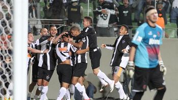 newells no pudo en los penales y el mineiro es finalista newells no pudo en los penales y el mineiro es finalista