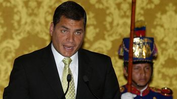 correa tomara una licencia para dedicarse a la campana electoral correa tomara una licencia para dedicarse a la campana electoral