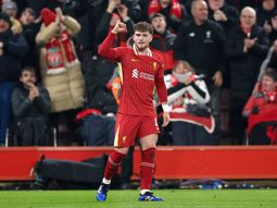 El Liverpool de Mac Allister se impuso sobre la hora 1-0 ante PSG por la Champions League