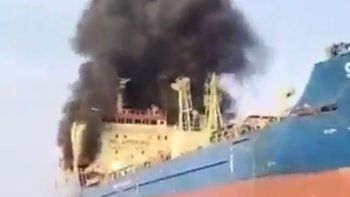 tension en el estrecho de ormuz: el ataque a un petrolero reaviva el temor por el impacto global en la energia tension en el estrecho de ormuz: el ataque a un petrolero reaviva el temor por el impacto global en la energia