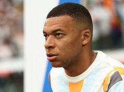 Cómo está Mbappé tras ser hospitalizado de urgencia: Tratamiento específico