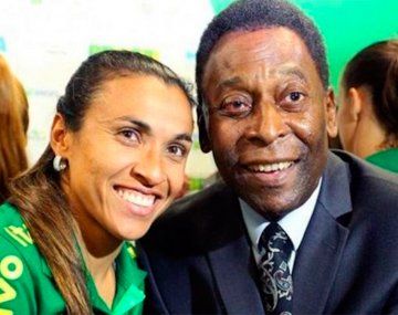 El elogio de Pelé a una jugadora brasileña por entrar en la historia