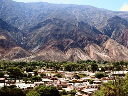 El destino en medio de la Quebrada lleno de tranquilidad y colores en sus paisajes El destino en medio de la Quebrada lleno de tranquilidad y colores en sus paisajes