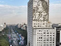 Aseguran que el Gobierno quiere demoler el edificio Evita de la 9 de Julio