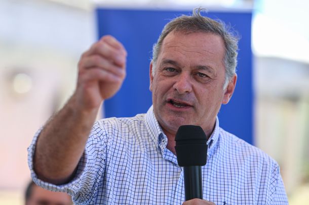 El precandidato a la presidencia uruguaya