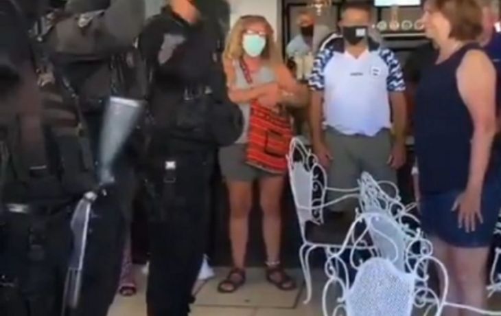 ¿Fueron a saludarla o llamaron al 911? El detrás de escena de Bullrich con los policías