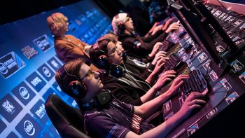 hay chicos que viven de jugar videojuegos hay chicos que viven de jugar videojuegos