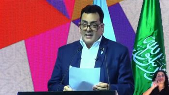 Inauguración de la Feria del Libro: el secretario de Cultura de la Nación fue silbado y abucheado