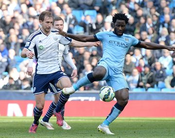 El Manchester City goleó y espera de un traspié del Chelsea