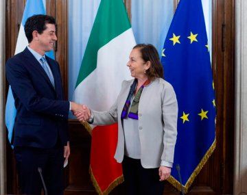 Wado de Pedro se reúne en Roma con su par de Interior y expone ante la FAO
