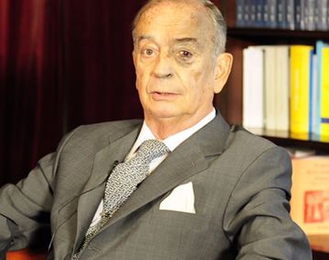 Falleció Enrique Petracchi