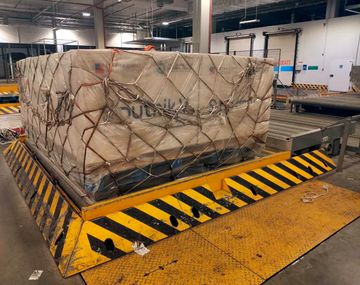 Ya está en Rusia el avión que traerá a Argentina las primeras dosis de la vacuna 