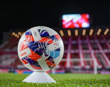 El Gobierno investiga a clubes de fútbol por no liquidar divisas