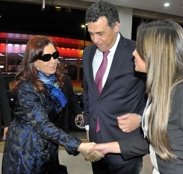 Cristina Kirchner ya está en Brasil por la cumbre de Unasur y BRICS