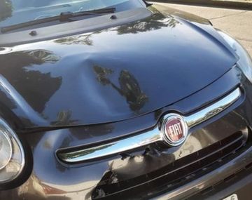 Así quedó el auto de Carolina Piparo tras el confuso incidente