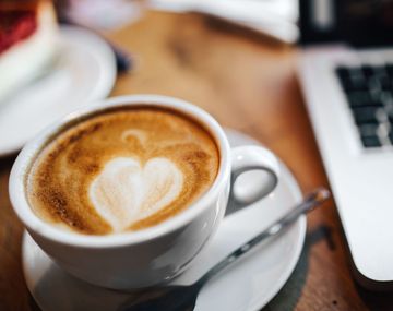 Un café por la mañana despierta la cabeza y acelera el metabolismo