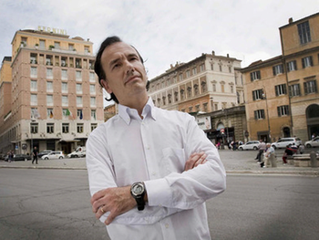 Tommaso Debenedetti: Quién es el célebre creador de la fake news de Benedicto XVI