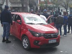 Atropelló a varias personas en un piquete: intentó escapar, la detuvieron y casi la linchan
