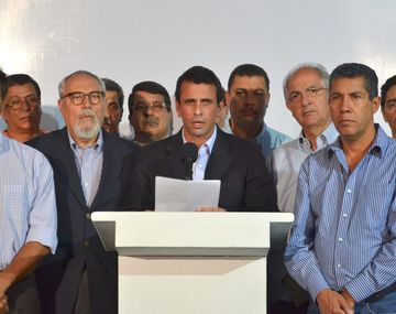 Capriles se perfila como el candidato de la oposición