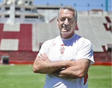 Alfaro se despidió por Whastapp del plantel de Huracán