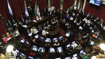 la oposicion logro media sancion a la ley antidespidos en el senado la oposicion logro media sancion a la ley antidespidos en el senado