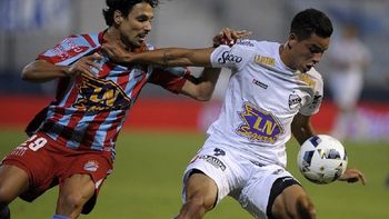 arsenal goleo a quilmes y quedo como unico escolta de godoy cruz en la zona 1 arsenal goleo a quilmes y quedo como unico escolta de godoy cruz en la zona 1