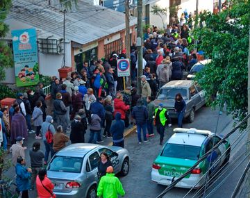 Los bancos abrirán sábado y domingo para atender a los jubilados y a los beneficiarios de planes
