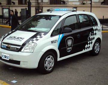 Lo matan de 11 puñaladas y lo tapan con diarios