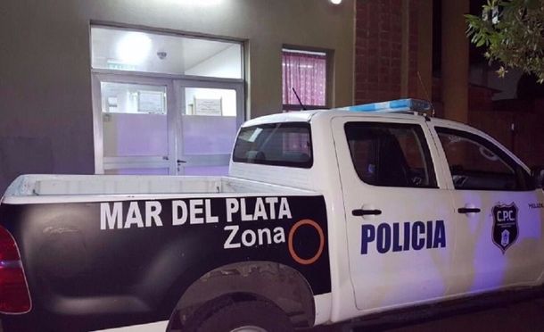 Dos Policías Ayudaron A Una Mujer A Dar A Luz En Su Casa 2879