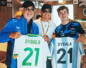 Cruce argentino en la F1: Dybala visitó a Colapinto en el box de Alpine