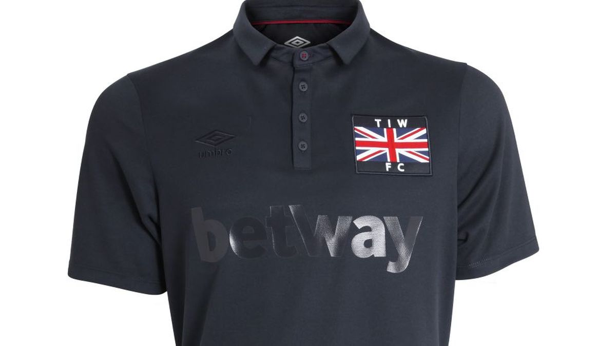 Camiseta west ham online negra